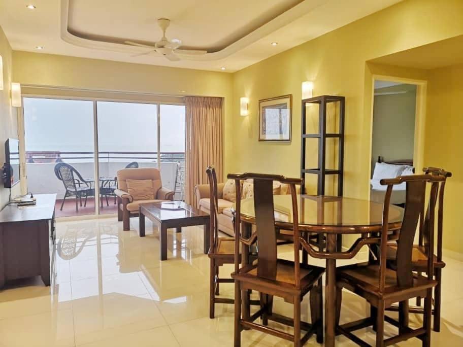 Vip Suite Seaview Batu Ferringhi 1003-2 Bedroom Buitenkant foto
