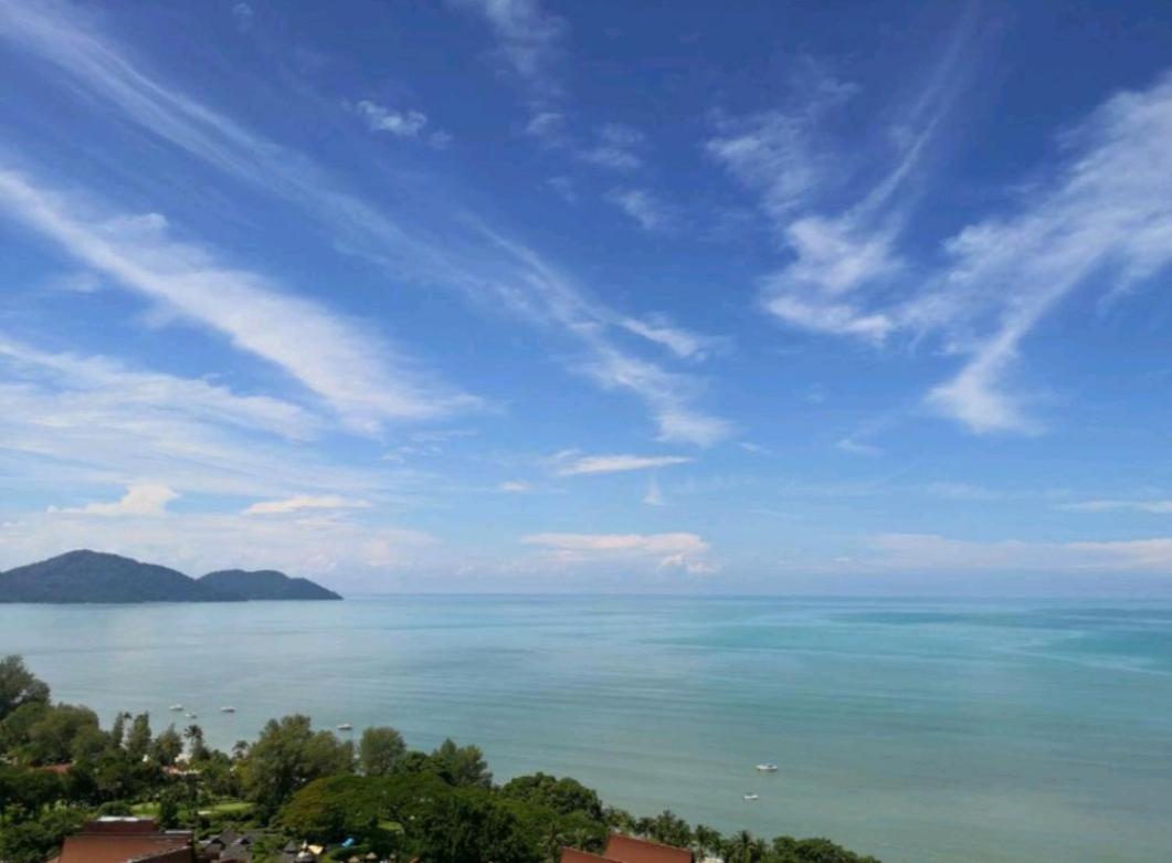 Vip Suite Seaview Batu Ferringhi 1003-2 Bedroom Buitenkant foto